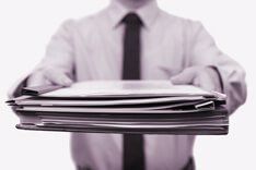 Кассация запретила ФНС принимать декларации компании от посторонних лиц Кассация запретила ФНС принимать декларации компании от посторонних лиц