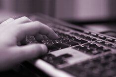 Как использовать социальные сети для розыска должников