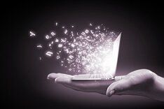Можно ли принять иностранца на удаленную работу?